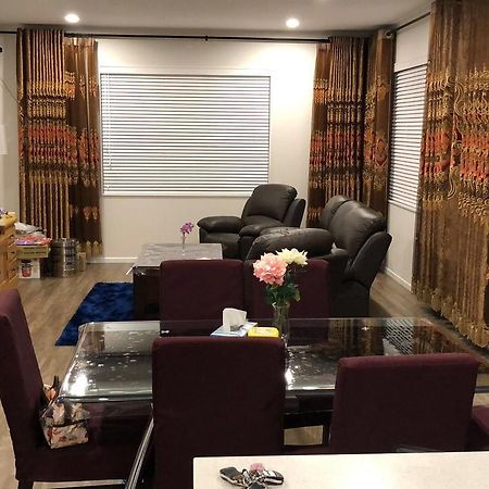 Brand New Bedroom In Karaka Auckland Dış mekan fotoğraf